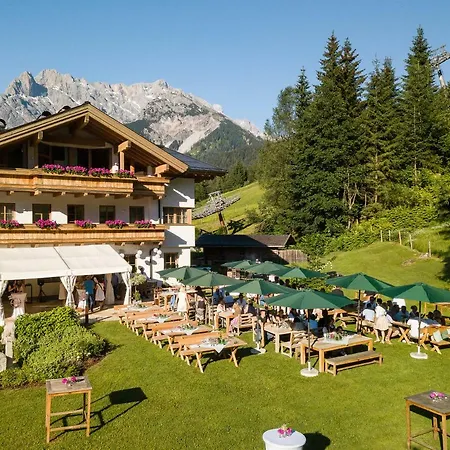 Landhaus Zum Steinbock * Maria Alm am Steinernen Meer